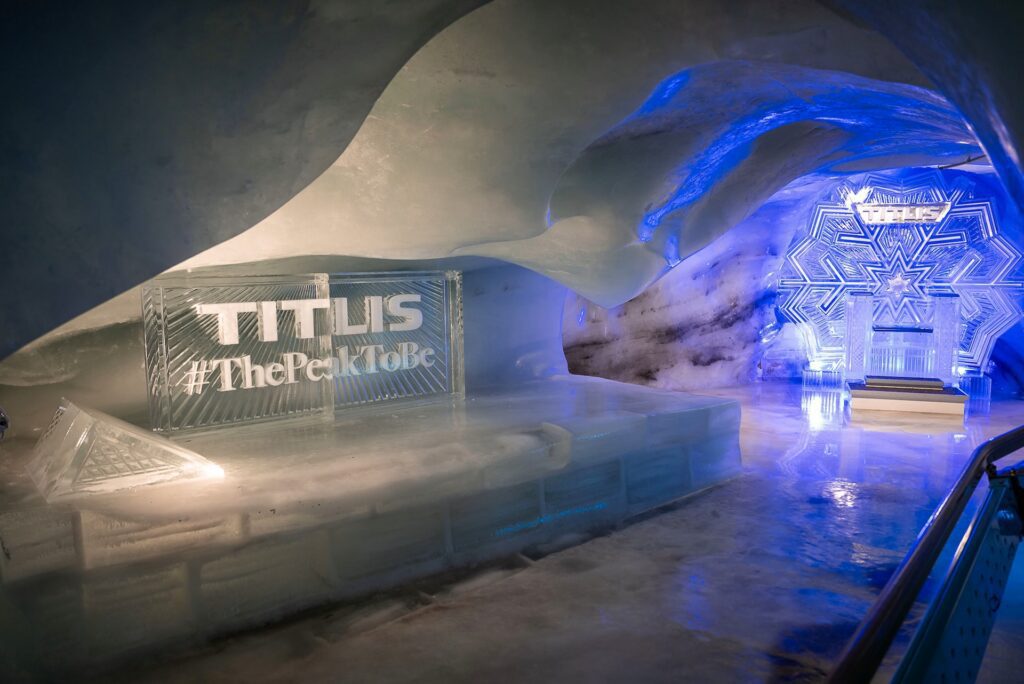 Titlis Cueva del Glaciar